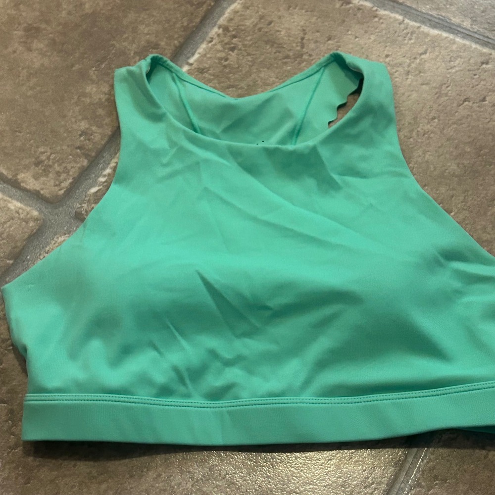 ZYIA Active Mint Green Scalloped High Neck Racerback Sports Bra